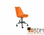 Silla Eames con ruedas