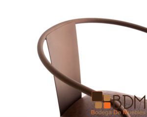 Banco tubular forrado en vinil