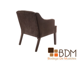 Sillon individual de madera tapizado en suede color cafe