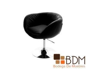 Sillon ajustable tapizado en vinipiel color negro con piston