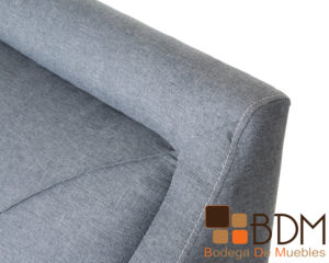 Sillon ocasional en color gris de madera