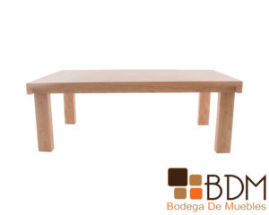 Mesa de comedor fabricada en mdf enchapada de encino