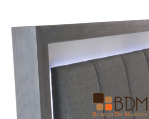 Recamara especial con luz led en madera poplar gris y blanco