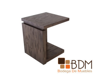 Mesa lateral en madera MDF enchapado encino