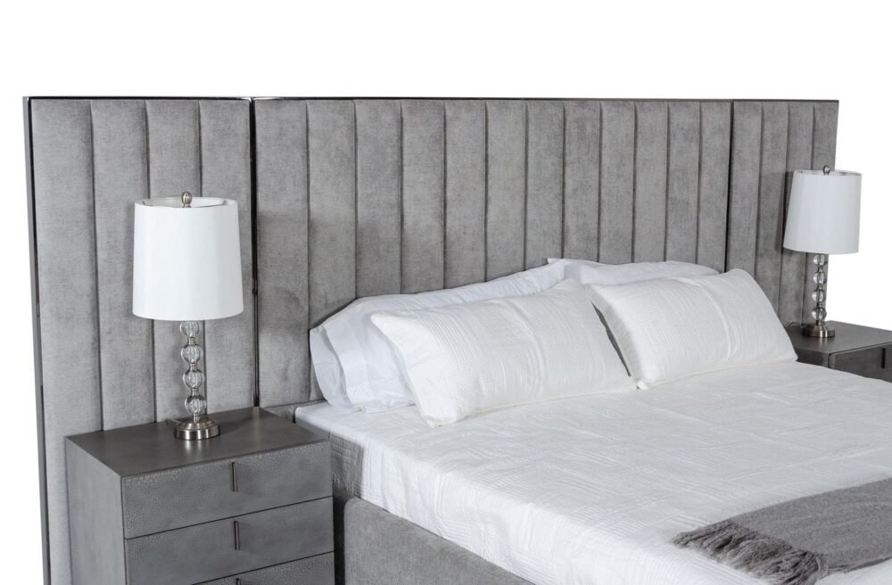 Modrest Buckley – Cama moderna de acero inoxidable gris y negro con mesitas de noche