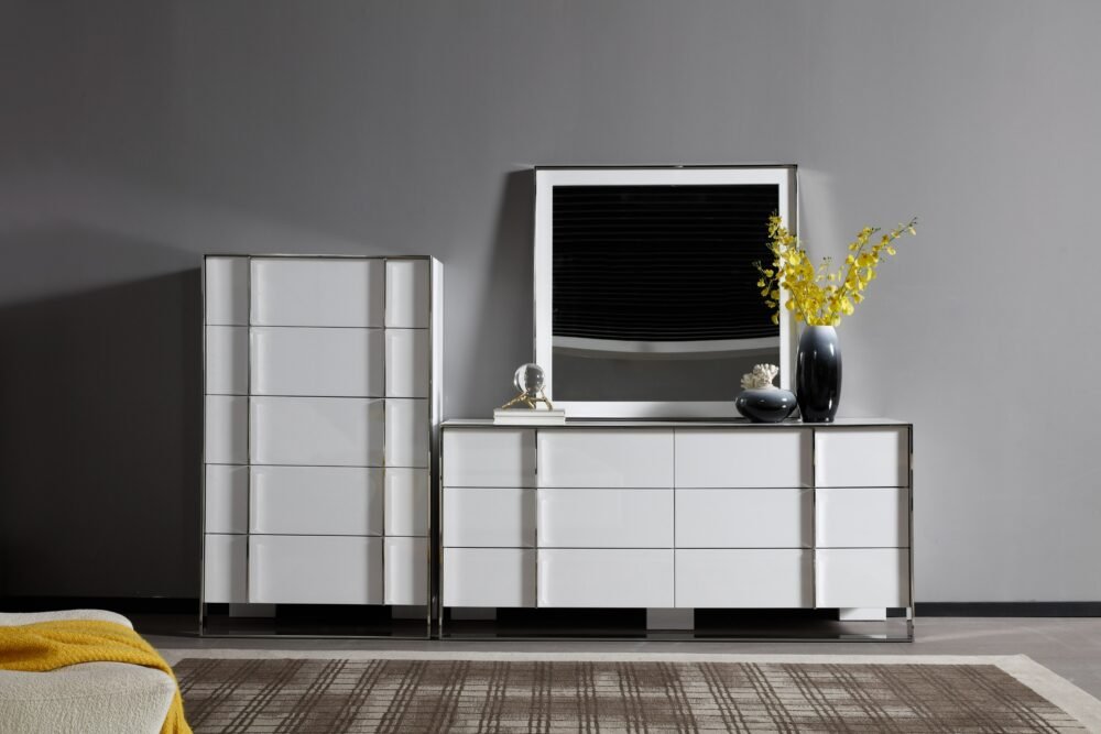 Modrest Cartier – Blanco moderno + Cofre de acero inoxidable