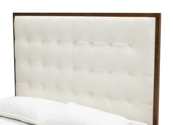Mueble Modrest Amberlie - Cama de cuero vegano
  blanco y nogal – Envíos a todo México | FurnitureMX