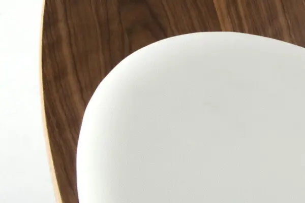 Mueble Silla decorativa Modrest Warren Mid-Century
en blanco y nogal – Envíos a todo México | FurnitureMX