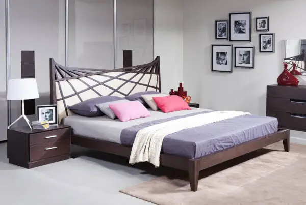 Mueble Cama Modrest Prism moderna de cuero
regenerado marrón y beige – Envíos a todo México | FurnitureMX